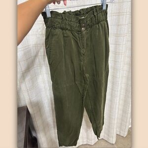 Olive crop pants